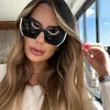 Lunettes de soleil Vintage Cat Eye Femmes 2024big Frame de luxe Dreigner blanc Sungass For Dames Fashion Cateye Sun Glasses Femme Oversize