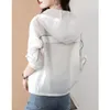 Kvinnorjackor Summer Fashion Sun Protection Clothing Jacket Korean version Löst avancerad västerländsk stil enkel vit all-match M1282Women '