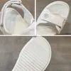 Papa Sandalen Wit Zwart Leer 7cm Hoge hak Slides Band Flats Bedrukte schoenen Haak en lus strandschoenen geïmporteerde schapenvacht voering maat 33-40