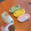 Bebek yürümeye başlayan çocuklar slipon moda sandalet kızlar kızlar köpük plaj yaz slaytları kemik reçineleri hafif su ayakkabıları 220622