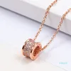 2022 Nouveaux colliers d'amour romains en acier inoxydable Pendentifs Collier ras du cou en strass Femmes Hommes Collier d'amant Bijoux Cadeau avec sac en velours