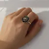 Französisch Retro romantische schwarze Tropföl Camellia Open Ring Schmuck Mode Frauen Party All-Match Ring Accessoires Geschenk
