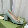 Sandali firmati Décolleté con tacco medio Scarpe da donna Ciabatte con punta quadrata Scarpa classica in gomma con tacco alto vintage