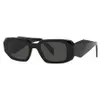 أزياء النظارات الشمسية مصمم رجل امرأة شمسية Syeglasses الرجال النساء Goggle Beach Sun Glasses في الهواء الطلق مستقطب UV400 أسود أبيض أبيض براد