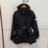 럭셔리 여성 트렌치 코트 디자이너 브랜드 코트 비싼 커플 코트 수 놓은 큰 로고 크기 0-2 팩토리 아울렛