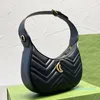 Borse a tracolla Lady Hobo Handbags Half Moon Bag Borsa da donna Hardware Lettere Pochette Cerniera in metallo Borsa in vera pelle Cinturino regolabile