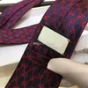 클래식 편지 Jacquard Neck Tie 100% 실크 맨 넥웨어 Cravattino 웨딩 사업 남성 디자이너 Krawatte와 상자