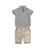 Модные пледы летние мальчики устанавливают детские мальчики одежда детская модная футболка и джинсовые шорты 2pcs костюмы хлопковые шестерни