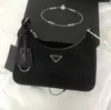 حقيبة نايلون فاخرة بتصميم كروسبودي حقائب نسائية حقائب ظهر ثلاثية الأفاق محفظة بسلسلة سوداء محافظ كتف باجيت