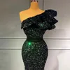 Charming Satin Dark Green Mermaid Evening Dress with Gold Lace Appliques Pearls Beads One Shoulder Pleats Long Formal Occasion Gow5388557
