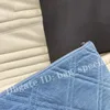 Borsa a mano in denim Borsa da donna Semplice prisma blu può contenere materiale per il trucco e l'identificazione Tela denim Versatile ultimo stile