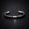 Очаровательные браслеты мужской рука сплетен кожаный браслет черный высококачественный металлический браслеты из нержавеющей стали для мужского запястья подарочная чашка