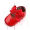 Nyfödda babyskor tjej klassisk bowknot gummi sula antislip pu klänningskor första vandrare småbarn crib skor gc1380