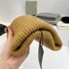 Дизайнерская вязаная шляпа Зимняя шерстяная шерстя