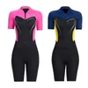 Kvinnors badkläder Kvinnor 1,5 mm Neoprene Wetsuits Swimwears Dykning kostymer korta ärmar damer en bit surf snorkling surfing baddräkter