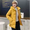 Kış Kısa Down Pamuk Ceket Kadınları Yeni Kore Versiyonu Ekmek Servisi Kapşonlu Gevşek Kalın Sıcak Pamuk Ceket L220730