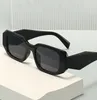 Lunettes de soleil pour hommes verres de soleil ornementaux pour femmes unisexes à cadre complet lunettes de soleil Summer de la plage de la plage 668