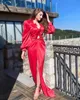 Sexy Red Mermaid Abendkleid Volle Hülse V-ausschnitt Dubai Frauen Bodenlangen Tragen Feder Hohe Split Party Prom Formale kleider