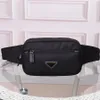 23 Högkvalitativt Fanny Pack Men's and Women's Purses Designer Luxury Sidokropp Nylon Tote Bag Axel Pocket Coin Port252V