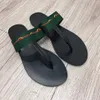 Flipes femininas Novos chinelos de estilista duplo g flop slides slides mais novos sandálias homens sapatos de verão praia slide externa slide plana clássica tênis de sandália