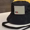 دلو قابلة للانعكاس مصمم القبعات CASQUETTE G JACQUAD