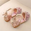 Lato Bowknot Dzieci Dziewczyna Sandal Księżniczka Buty Dziewczynek Płaskie Bling Skórzane Sandały Moda Cekiny Soft Kids Dance Party Sparkly Buty 21-35