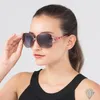 نظارة شمسية نحن السيدة باند تصميم فاخرة مستقطبة للنساء UV400 الفراشة نظارات كبيرة الحجم