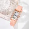 Luxo Design Diamante Mulheres Assista Starry Quadrado Simples e Elegante Numeral Roman Quartz WristWatch Relógio Feminino