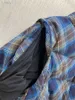 2021 Hiseurs d'hiver Veste de la veste des femmes à capuche courte de style court-circuit des cotes de vent en trois dimensions remplissage complet à 90% de canard blanc