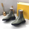 Дизайнерские женские сапоги Zucca вязаные носки в стиле носки лодыжка Martin Boots Jacquard Cteent Combat Combat Boyties Lady Factory обувь