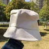 2022 Nouveau chapeau de seau de luxe de printemps Summer pour femmes hommes extérieurs pêcheur pliable chapeau filles garçons Panama Sun Hat y220420212w