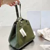 Classique femmes sacs à bandoulière mode croix corps haute qualité sacs à main concepteur en cuir sac à main hamac seau sac Mini sacs à main illustration