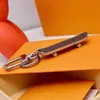 Porte-clés de Skateboard en acier inoxydable, marque créative, accessoires pendentif marron et noir avec boîte 949A