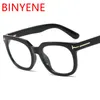 Lunettes de soleil Fashion Frames Anti-Ultraviolet Lunettes Cadre Clair Lens Red Eyeglass Myopia Nerd Tr90 T Letter Vintgae UV400Fashion