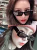Söt sexig kattögon solglasögon kvinnor retro liten svart röd rosa cateye solglasögon kvinnlig vintage uv400 skuggor glasögon