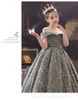 2022 귀여운 얇은 명주 볼 볼 가운 꽃 소녀 드레스 레이스 아플리케 스팽글 라인톤 아이 미인 대회 드레스 바닥 길이 소녀 생일 파티