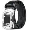 Cinturones Cinturón de cuero negro de alta calidad Embalaje no tejido de moda Hebilla automática hueca Diseño de lujo Marrón Cuero de vaca sólido para hombres