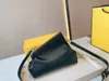F First Hobos Leather Pags Lady Designer Luxury Presh عالية الجودة