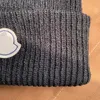 Hattar halsdukar uppsättningar designer beanie lyxhatt mössa stickad hatt skalle vinter unisex kashmir bokstäver avslappnad utomhus bonnet stickad 11 färg