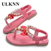 Ulknn Girls Sandals Kids Summer Summer Sweet Gentle Flower Toe Cap التي تغطي أحذية أطفال ناعمة أسفل الأطفال غير المزينة بالخرز في الصنفرة PU 220621