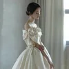 2022 Neues Satin Brauthochzeitskleid Französisch One-Shoulder High-End Hochzeit