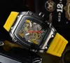 Présente le luxe pour hommes de luxe Military Hollow Sports Watch pour hommes analogiques Date de quartz Watch Men's Watch 236C