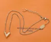 Classic Designer Pendant Charm Bracelets Gold Love V Necklace Fashion Jewelrys Wristband Plated Letter Simple Heart Luxury Pendants