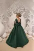 2022 Green Flower Girl Dresses Jewel Neck Ball Gown Spets Appliques Pärlor med Bow Kids Girls Pageant Dress Sweep Train Födelsedagsklänningar BC0233 C0526C1