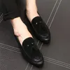 Designer Slip On Dress Chaussures Oxfords Chaussures En Cuir Véritable Vache En Daim Hommes Mocassins Homme Rétro Gland Casual Chaussure