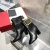 O outono e inverno mais recentes botas de fivela feminina moda moda de alta qualidade em borda zhu design confortável calcanhar médio 8,5cm de festas de luxo embalagem 35-40