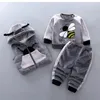 Neonato vestiti invernali più velluto spesso caldo tre pezzi cartone animato ape stampa maglione con cappuccio bambina gilet vestbaby vestito LJ201223