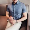 Męskie koszulki męskie najwyższej jakości męskie Camisas de hombre moda letnia haft krótki rękaw Tuxedo Mężczyźni odzież 2022 Secret Placket