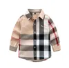 Baby Boys Plaid Shirt Dzieci Koszule z długim rękawem Spring Autumn Dzieci Turndown Tops Tops Cotton Child Shirt Odzież 27 lat 9175022