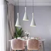 Lampes suspendues Nordic Creative Pendent Lights Scène moderne Salle à manger Loft Lampe suspendue Fer forgé LED Lustre Suspension FixturePendant